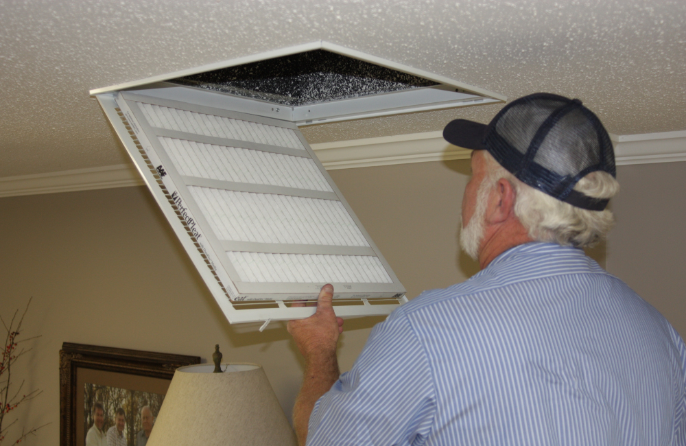 replacing-air-filter